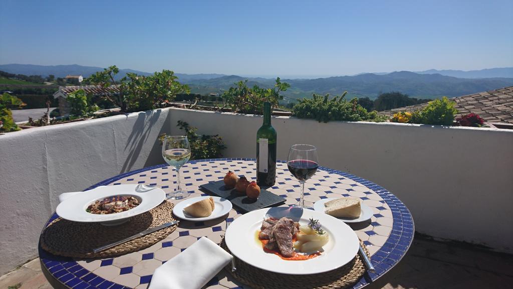 Hotel Fuente Del Sol Antequera Zewnętrze zdjęcie